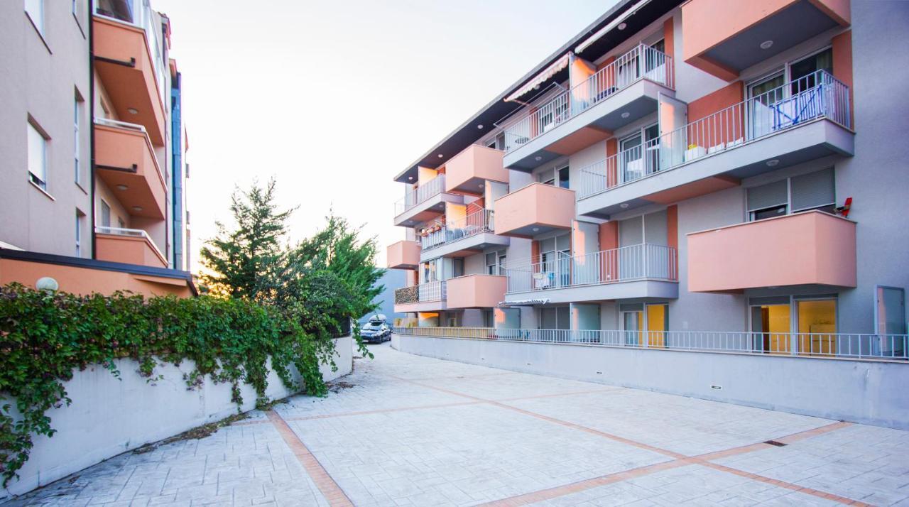 Apartment Luka Split Exterior photo
